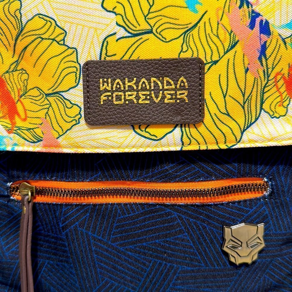 Disney black panther world of Wakanda forever backpack - Picture 2 of 6